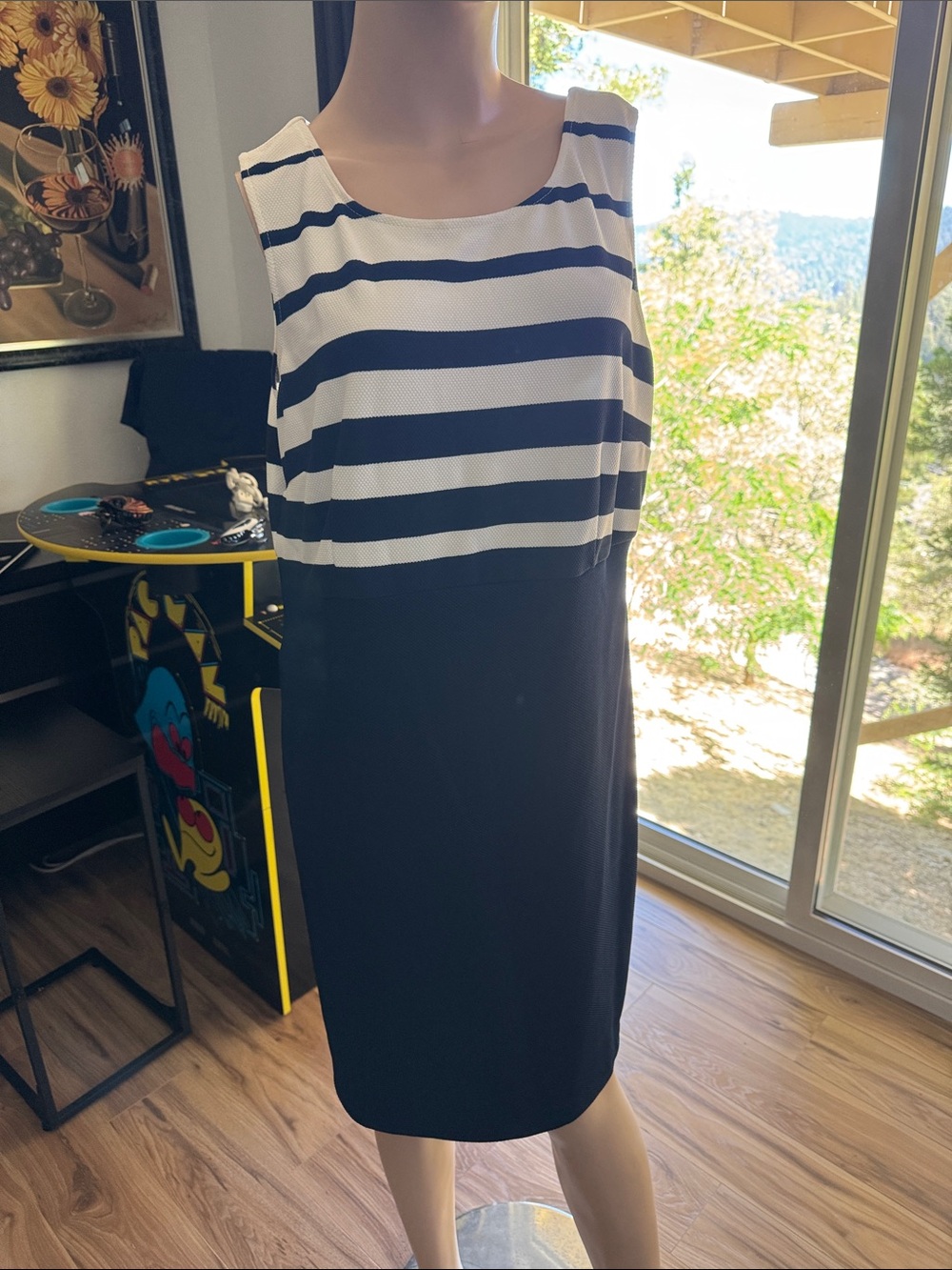 Sleeveless Blue  & White Striped Sheath Dress 2 piece P 10